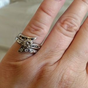 2 piece white gold wedding ring set, size 5